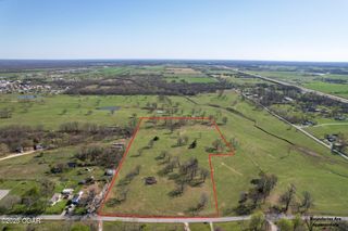 003 Palm Road, Neosho, MO 64850