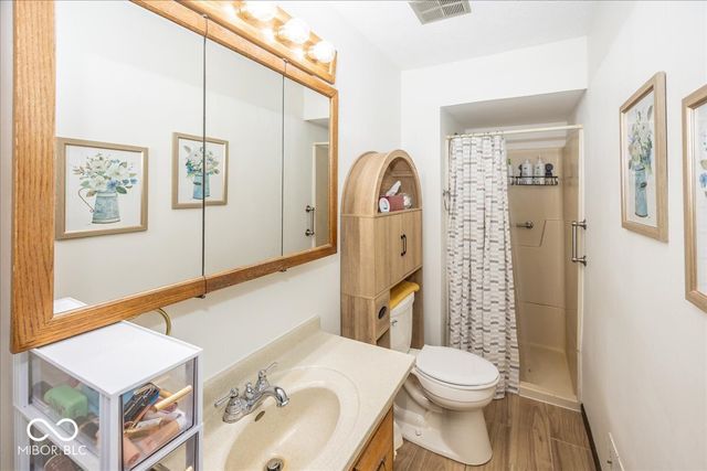 11520 Timberlane Drive, Fishers, IN 46038