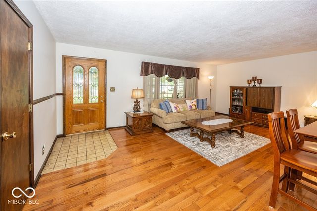 11520 Timberlane Drive, Fishers, IN 46038
