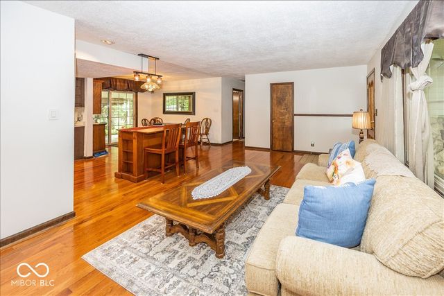 11520 Timberlane Drive, Fishers, IN 46038