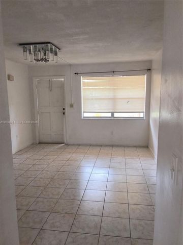 1826 Cleveland Street 2, Hollywood, FL 33020