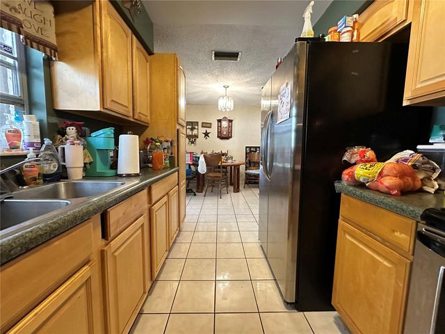 2306 LINCOLN COURT, Brandon, FL 33510