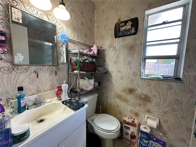 2306 LINCOLN COURT, Brandon, FL 33510