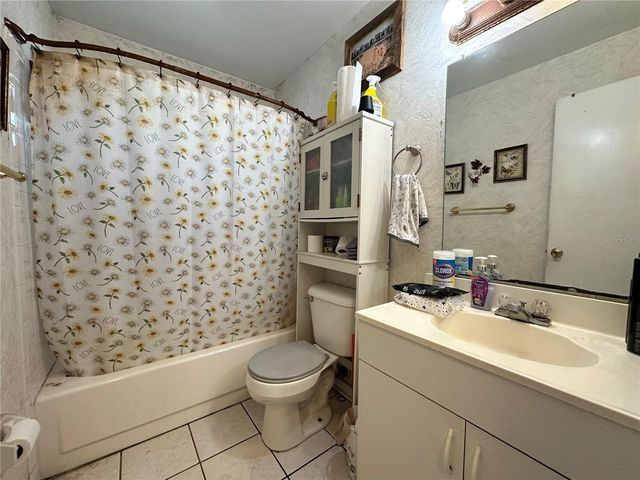2306 LINCOLN COURT, Brandon, FL 33510