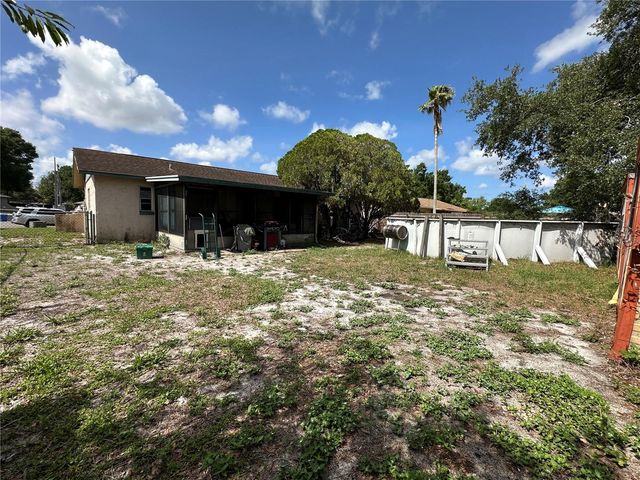 2306 LINCOLN COURT, Brandon, FL 33510