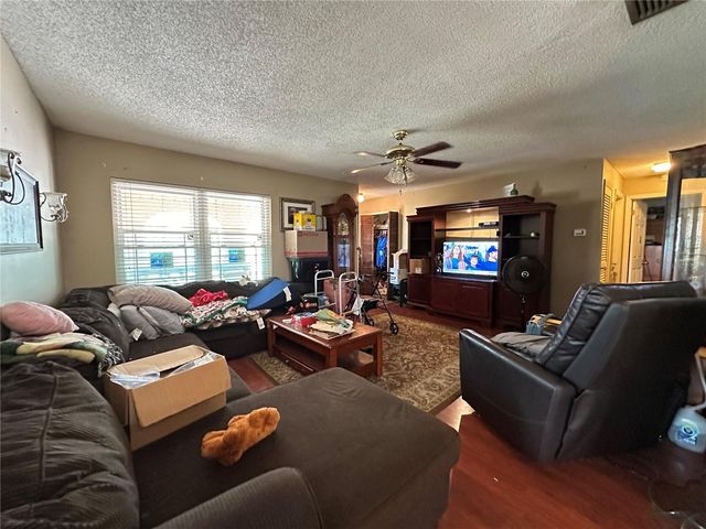 2306 LINCOLN COURT, Brandon, FL 33510