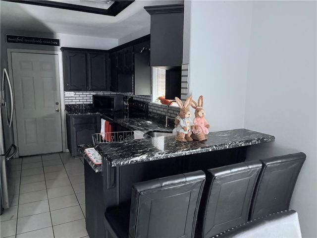 614 Cactus, Alice, TX 78332