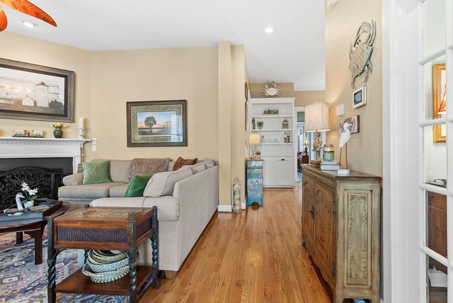 302 Hydrangea Street, Summerville, SC 29483