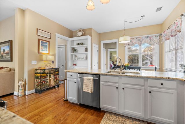 302 Hydrangea Street, Summerville, SC 29483