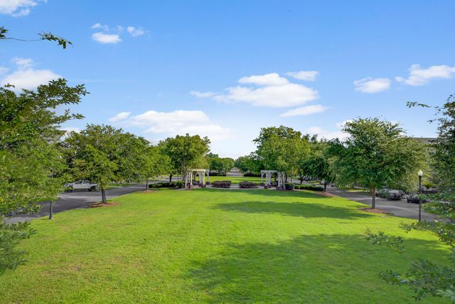 302 Hydrangea Street, Summerville, SC 29483