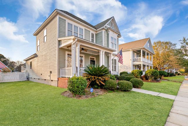 302 Hydrangea Street, Summerville, SC 29483