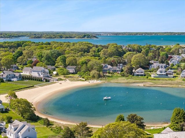 30 Seabreeze Dr, Bourne, MA 02532