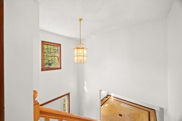 30 Seabreeze Dr, Bourne, MA 02532