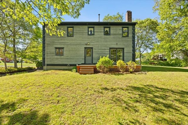 30 Seabreeze Dr, Bourne, MA 02532