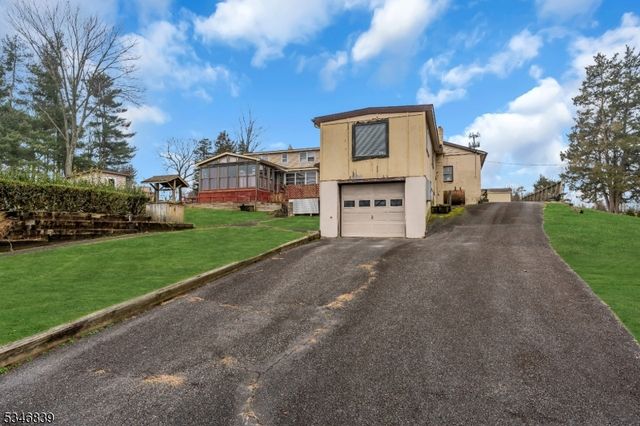 1212 Route31, Clinton Twp., NJ 08833