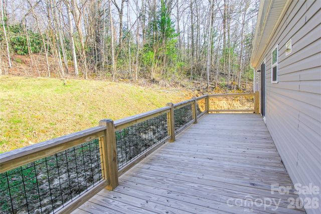 36 Whisper Mountain Road, Hendersonville, NC 28792