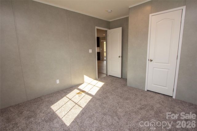 36 Whisper Mountain Road, Hendersonville, NC 28792