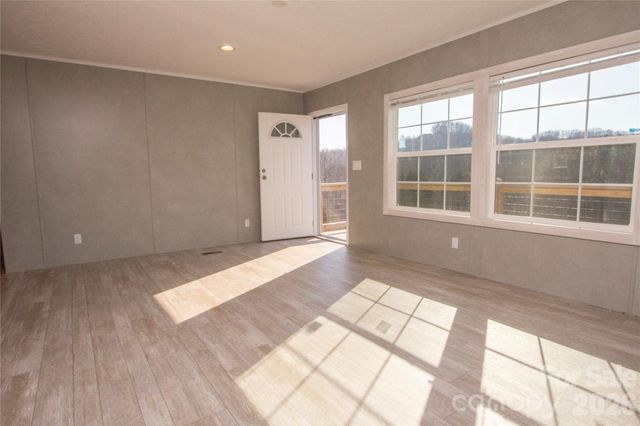 36 Whisper Mountain Road, Hendersonville, NC 28792