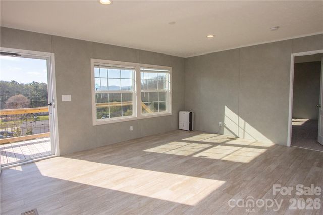 36 Whisper Mountain Road, Hendersonville, NC 28792
