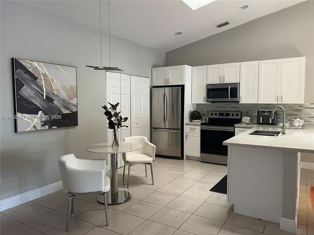 18428 18428 Via Di Regina 18428, Boca Raton, FL 33496
