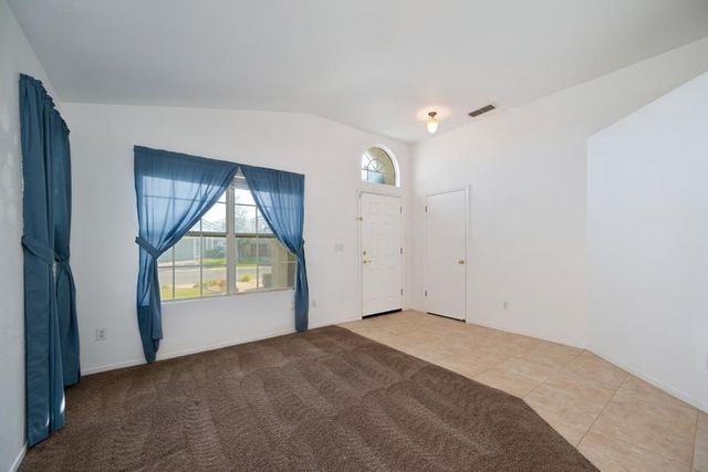 8724 Redwood Grove Way, Elk Grove, CA 95624