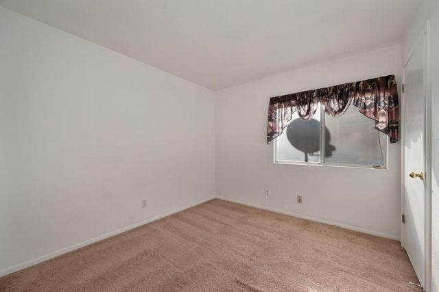 8724 Redwood Grove Way, Elk Grove, CA 95624