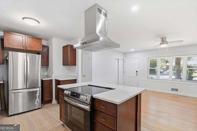 2815 Carolyn Drive SE, Smyrna, GA 30080