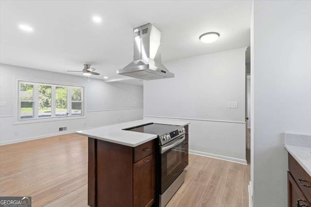 2815 Carolyn Drive SE, Smyrna, GA 30080