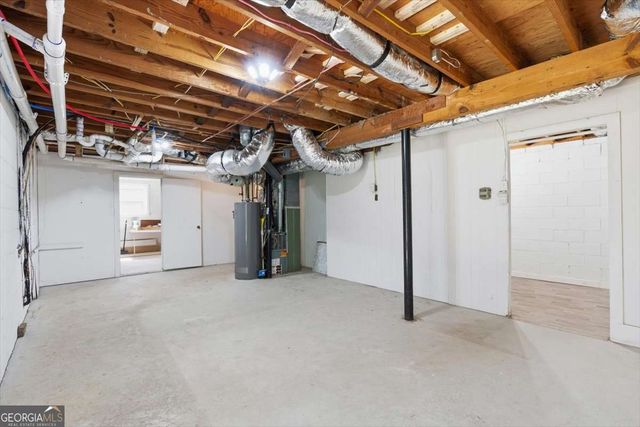 2815 Carolyn Drive SE, Smyrna, GA 30080