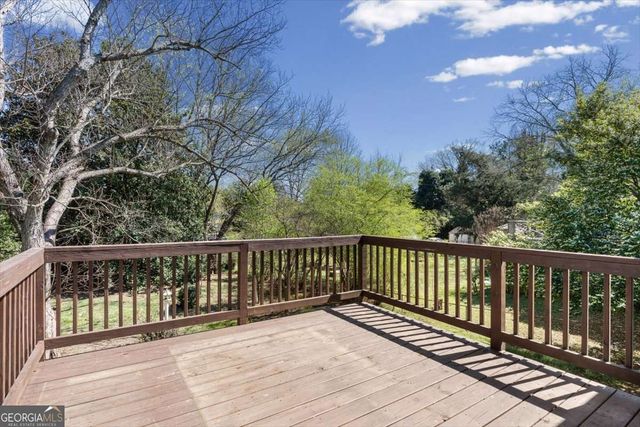 2815 Carolyn Drive SE, Smyrna, GA 30080