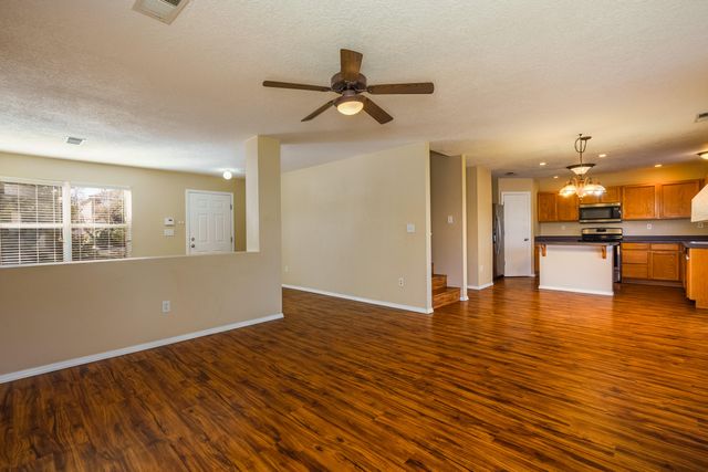 7401 Quartzite Avenue NW, Albuquerque, NM 87114