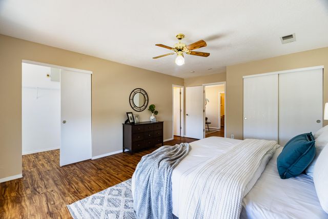 7401 Quartzite Avenue NW, Albuquerque, NM 87114