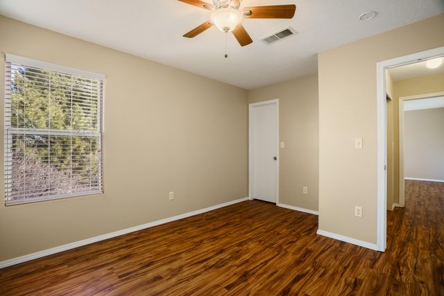 7401 Quartzite Avenue NW, Albuquerque, NM 87114