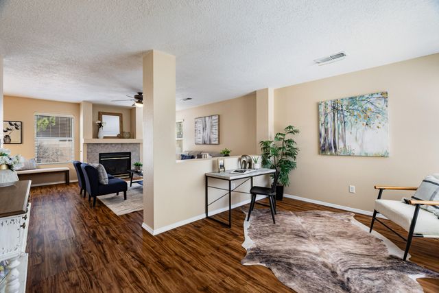 7401 Quartzite Avenue NW, Albuquerque, NM 87114