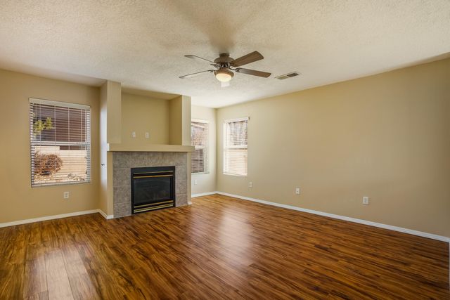 7401 Quartzite Avenue NW, Albuquerque, NM 87114