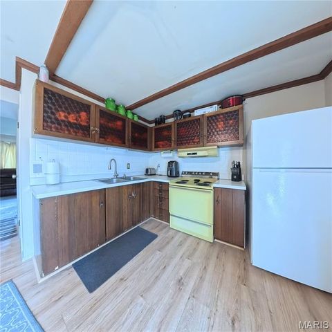 1078 Lafayette Court, Collinsville, IL 62234