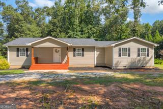 324 Old Canon Church Road, Bowersville, GA 30516