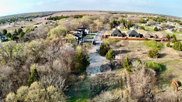 344 Lindell Street, Glenn Heights, TX 75154