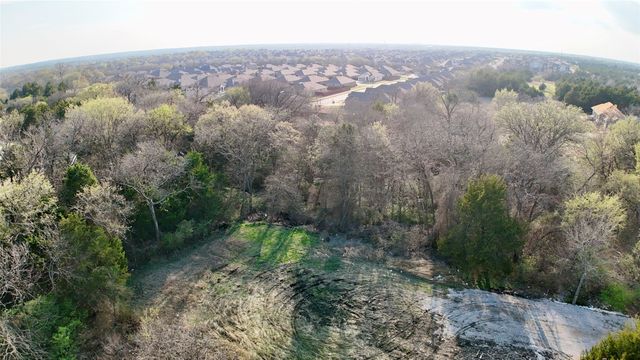 344 Lindell Street, Glenn Heights, TX 75154