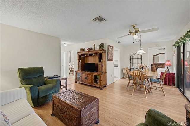 6591 Brambleleaf Drive, Spring Hill, FL 34606