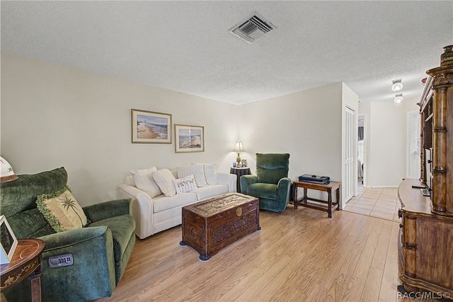 6591 Brambleleaf Drive, Spring Hill, FL 34606