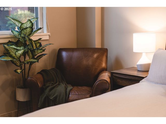 820 Nw 12TH Ave 110, Portland, OR 97209