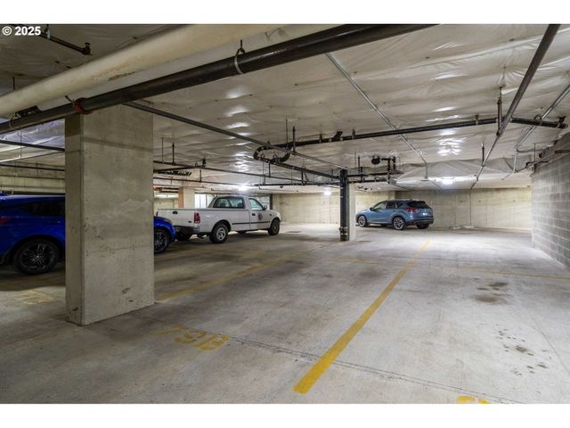 820 Nw 12TH Ave 110, Portland, OR 97209