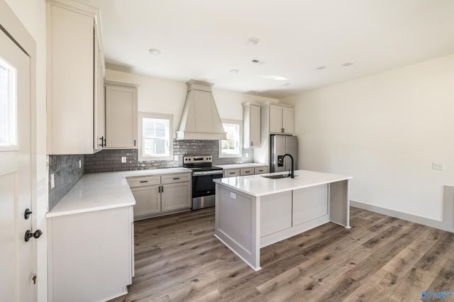 188 College Avenue, New Hope, AL 35760