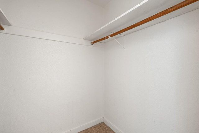 300 E Croslin ST 106, Austin, TX 78752