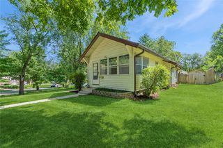 2521 40th Street, Des Moines, IA 50310