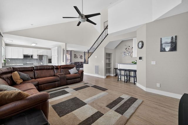 504 Del Monte Ct, El Dorado Hills, CA 95762