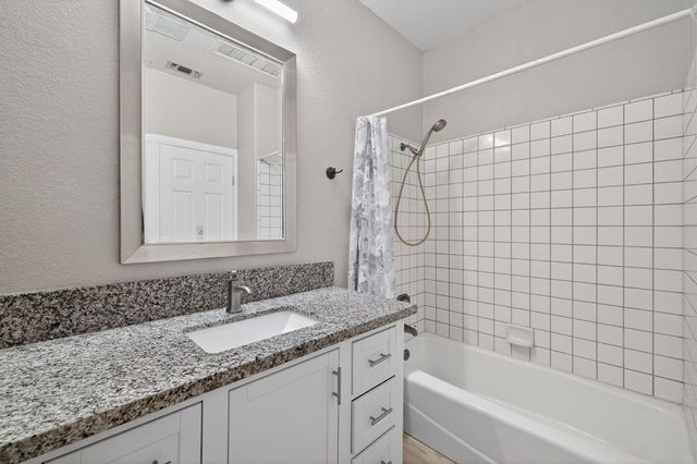 504 Del Monte Ct, El Dorado Hills, CA 95762