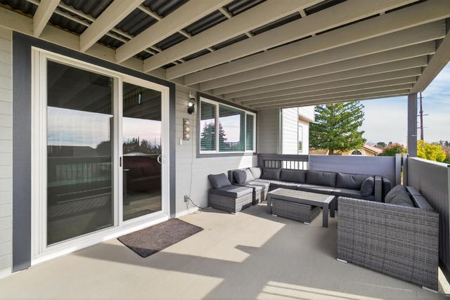 504 Del Monte Ct, El Dorado Hills, CA 95762