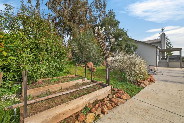 504 Del Monte Ct, El Dorado Hills, CA 95762
